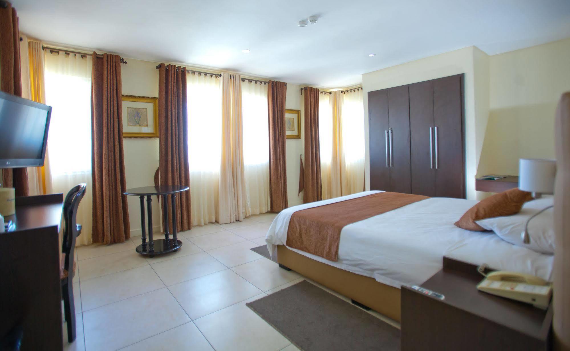 Hotel Monte Carlo Maputo Exteriör bild