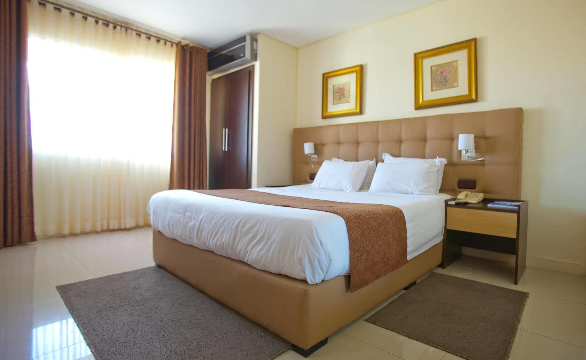 Hotel Monte Carlo Maputo Exteriör bild